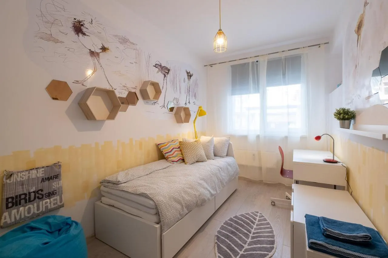 Two Bedroom Apartment Near To Doctors Garden Sofia